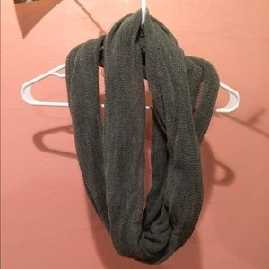 rue 21 infinity scarf