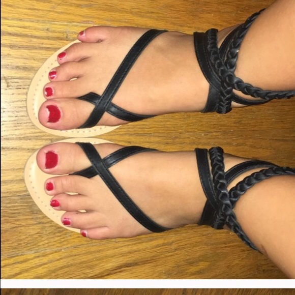 Wraps around sandals