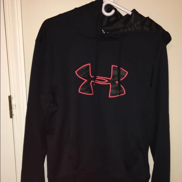 Under Armour Sweatshirt