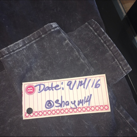 Shipping - Picture 3 of 4