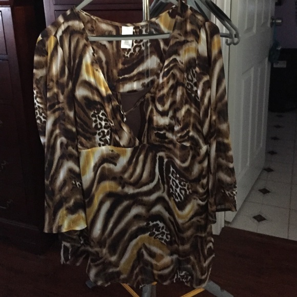 Multi colored blouse with under shirt