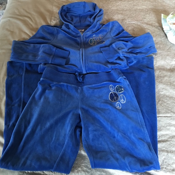 Justice sweat outfit