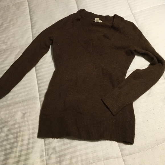 Junior Girls Sweater Large