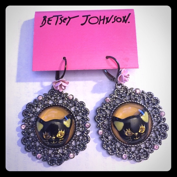 Betsey Johnson Cat Earrings!