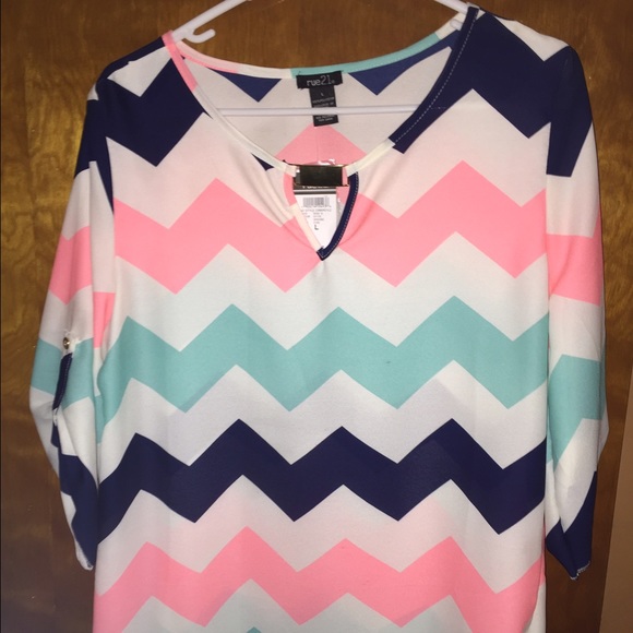 Rue21 Chevron Print Pullover