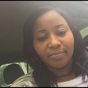 Meet your Posher, Kendra