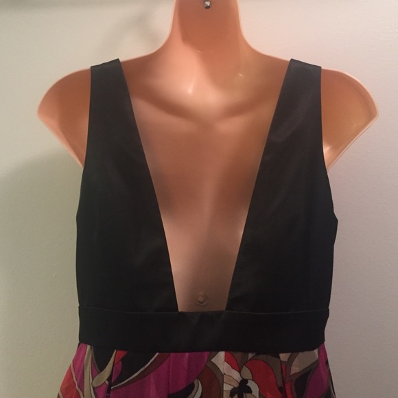 Democracy dress size 2 - Picture 3 of 4