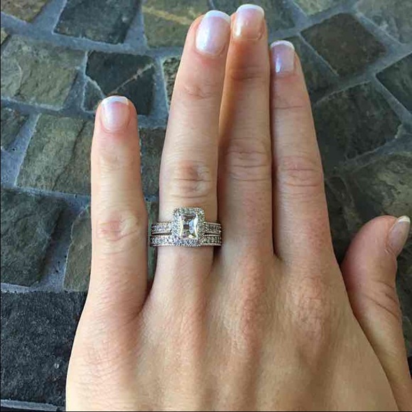 Emerald Cut Silver Wedding Ring Set - Picture 3 of 4