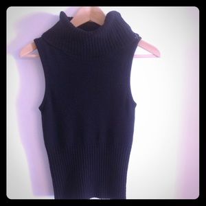 Black sleeveless Turtleneck, Small