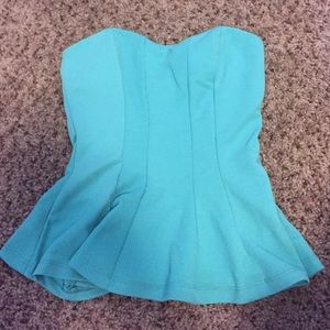 Cute blouse only wore it twice