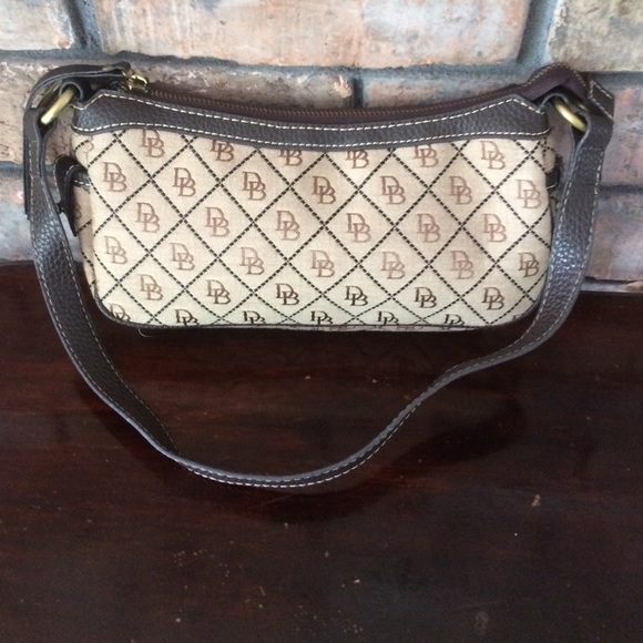 Dooney & Bourke purse