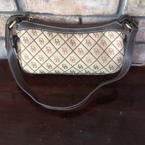 Dooney & Bourke purse