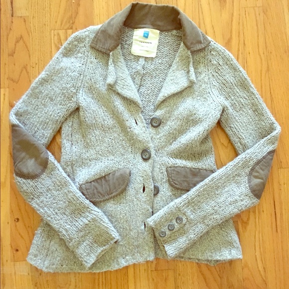 Anthropolgie sparrow gray sweater