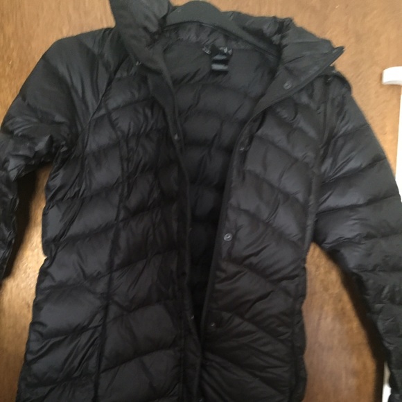 North face puffer jacket