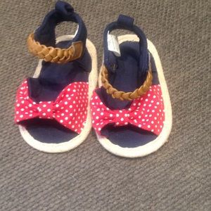 NWOT baby sandals 6-9 months