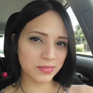 Meet your Posher, Monica