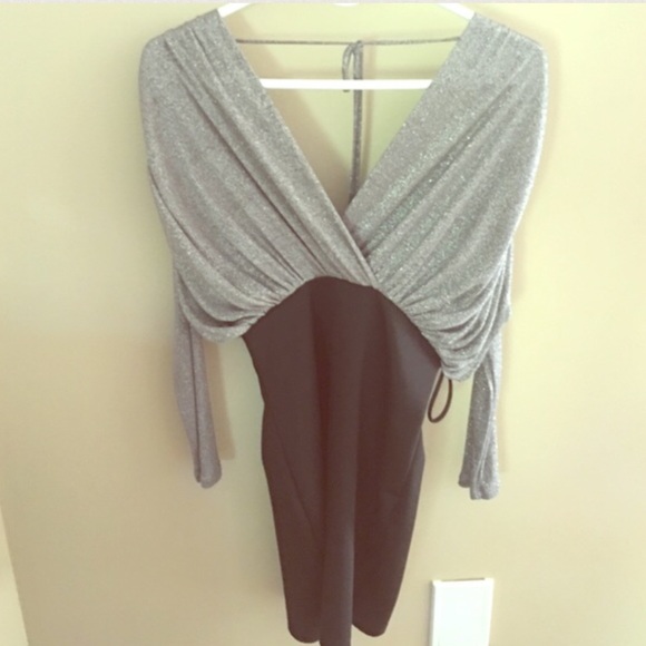 Elegant silver sparkly silver and black dress - Picture 4 of 4