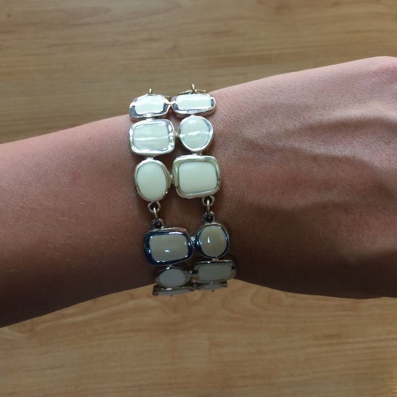 LiaSophia white and silver bracelet - Picture 3 of 3