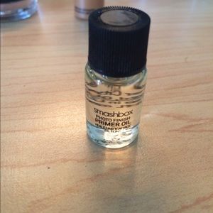 Smashbox photo finish primer oil