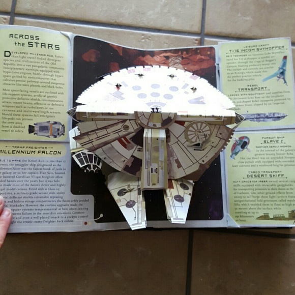 Star Wars pop up book - Picture 2 of 4
