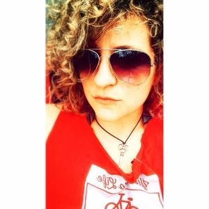 Meet your Posher, Jess