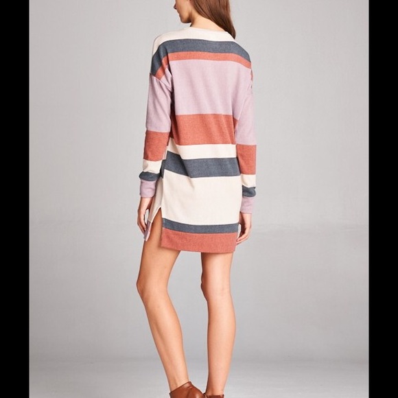 ☀️VIP SALE☀️ STRIPED SWEATER TUNIC-X-LARGE - Picture 2 of 4