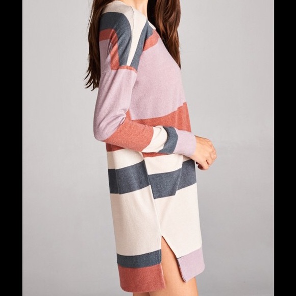 ☀️VIP SALE☀️ STRIPED SWEATER TUNIC-X-LARGE - Picture 3 of 4