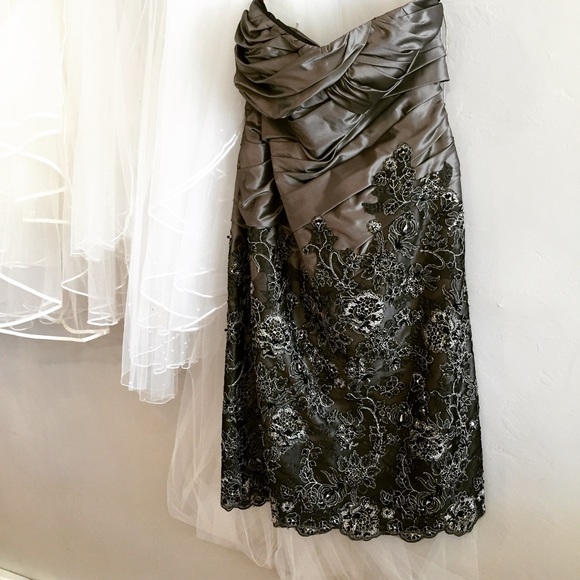 Gorgeous Charcoal short dress size 16