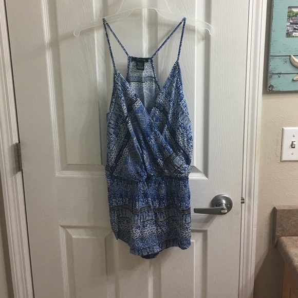Francesca's Collections Romper