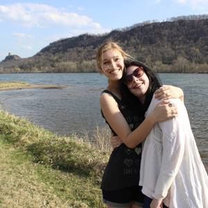 Meet your Posher, Madeline