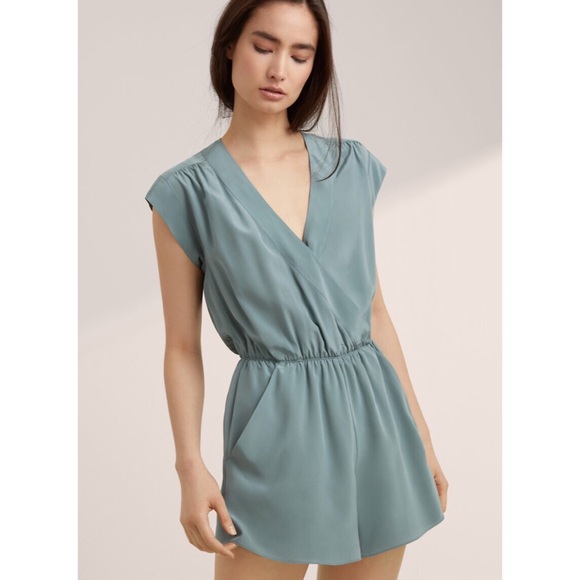 Aritzia Other - NWOT ARITZIA BABATON CORBETT ROMPER XXS