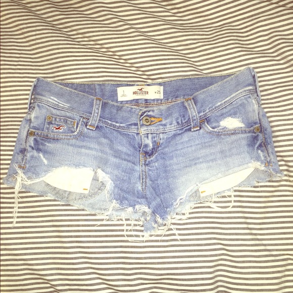 Hollister cut off shorts
