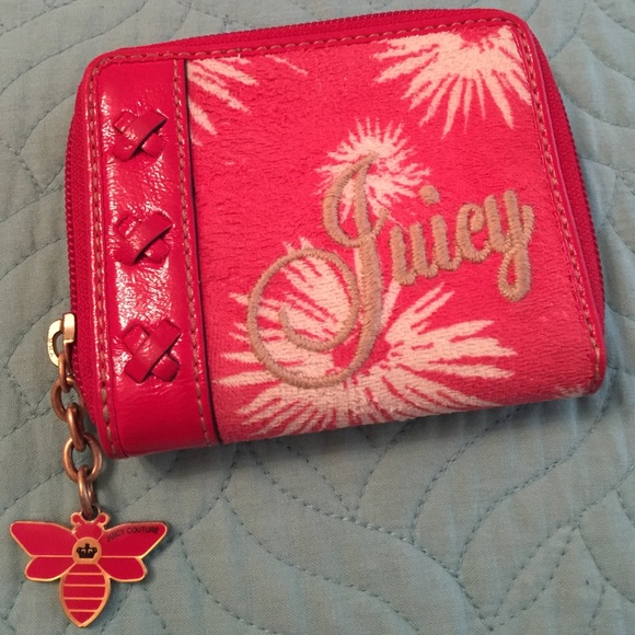 Red Juicy Couture wallet - Picture 1 of 4