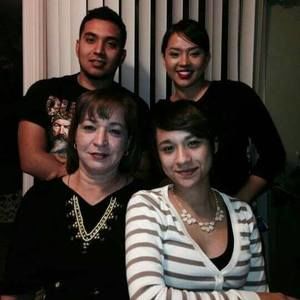 Meet your Posher, Elizabeth