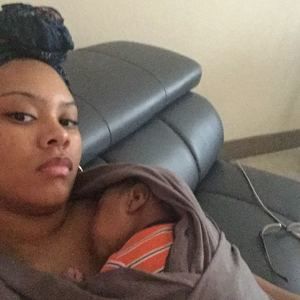 Meet your Posher, Raquel