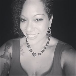 Meet your Posher, Amira
