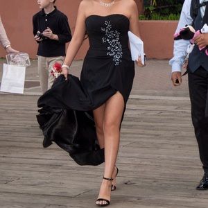 Black prom dress