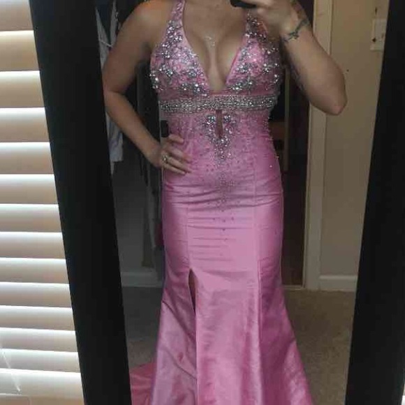 Beautiful Pink Formal Gown.. NEW WITH TAGS!