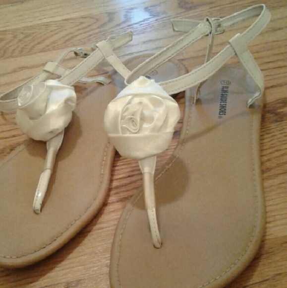 White Rose Sandals