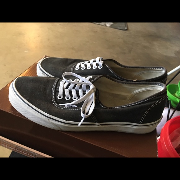 Vans - Picture 1 of 1
