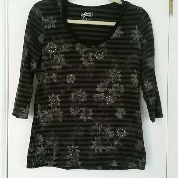 SALE TODAY ONLY Like New Dress Hooded Tee