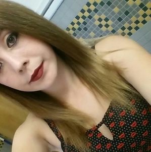 Meet your Posher, Kaitlyn