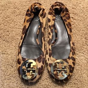 Tory burch leopard flats