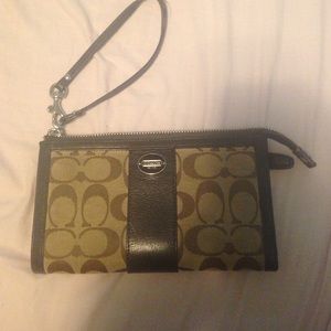 Authentic coach wristlet