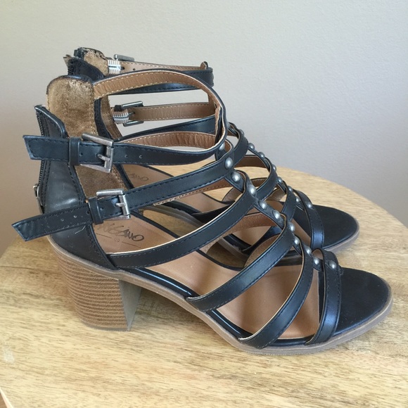 BLACK GLADIATOR SANDAL HEELS