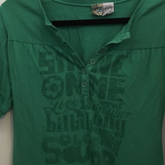 Pacsun's Billabong tee size Medium - Picture 3 of 4