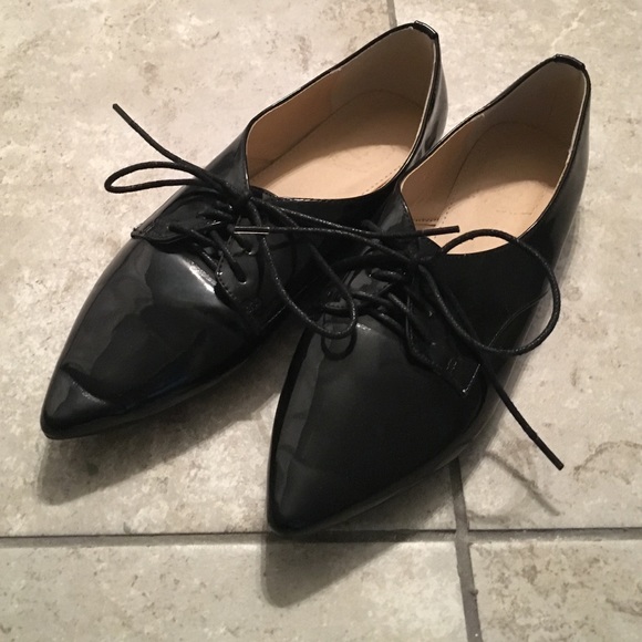 Shiny Black Oxford Shoes