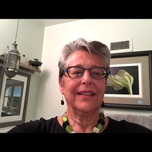 Meet your Posher, Deborah