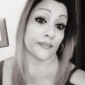 Meet your Posher, Ana