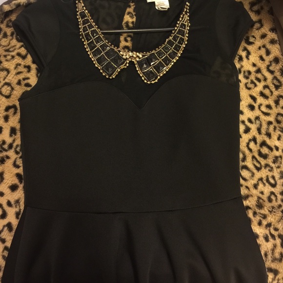 SOLD Black little dress - Picture 4 of 4